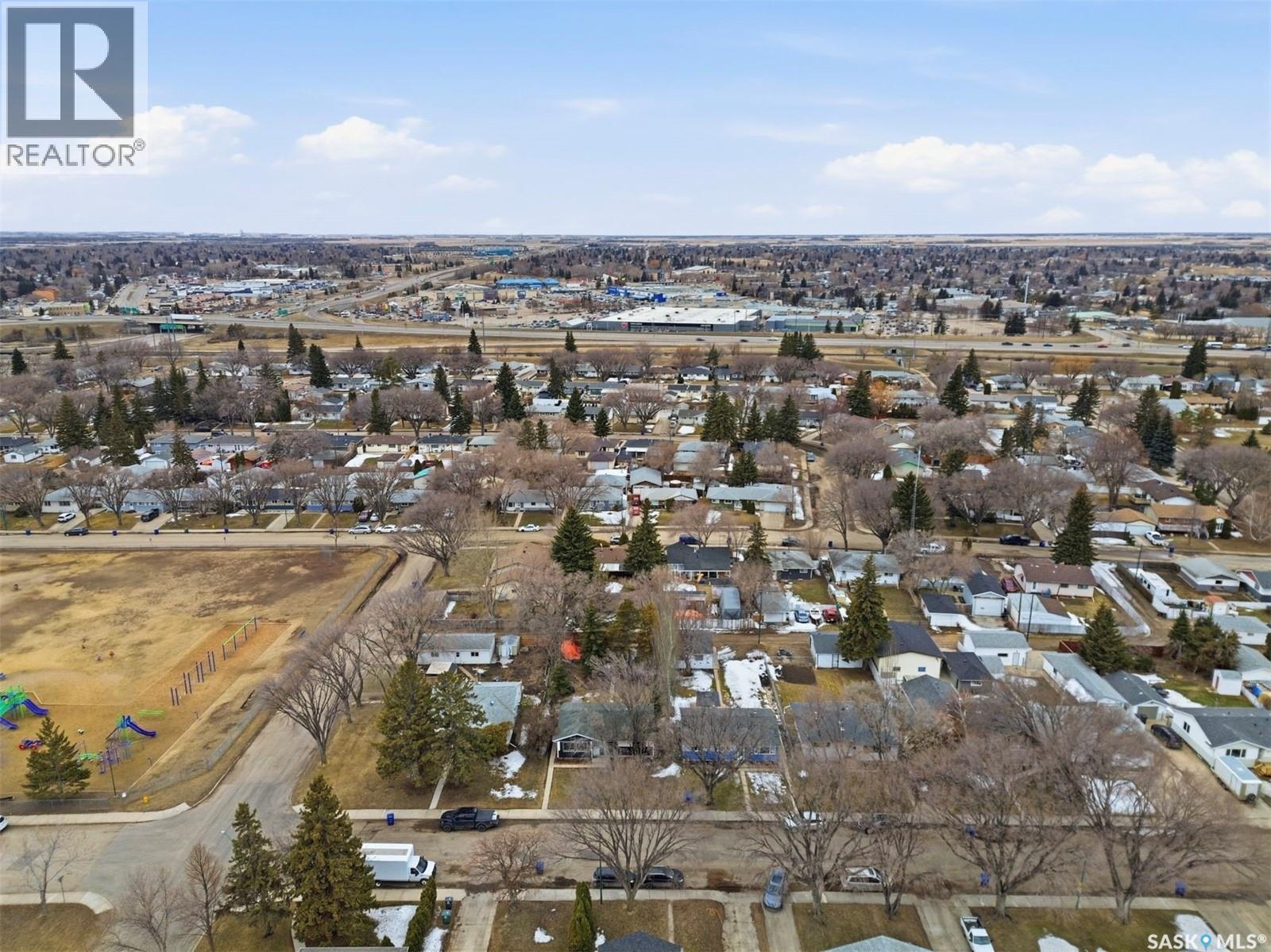 305 Montreal Avenue N, Saskatoon, Saskatchewan  S7L 3N7 - Photo 40 - SK033583