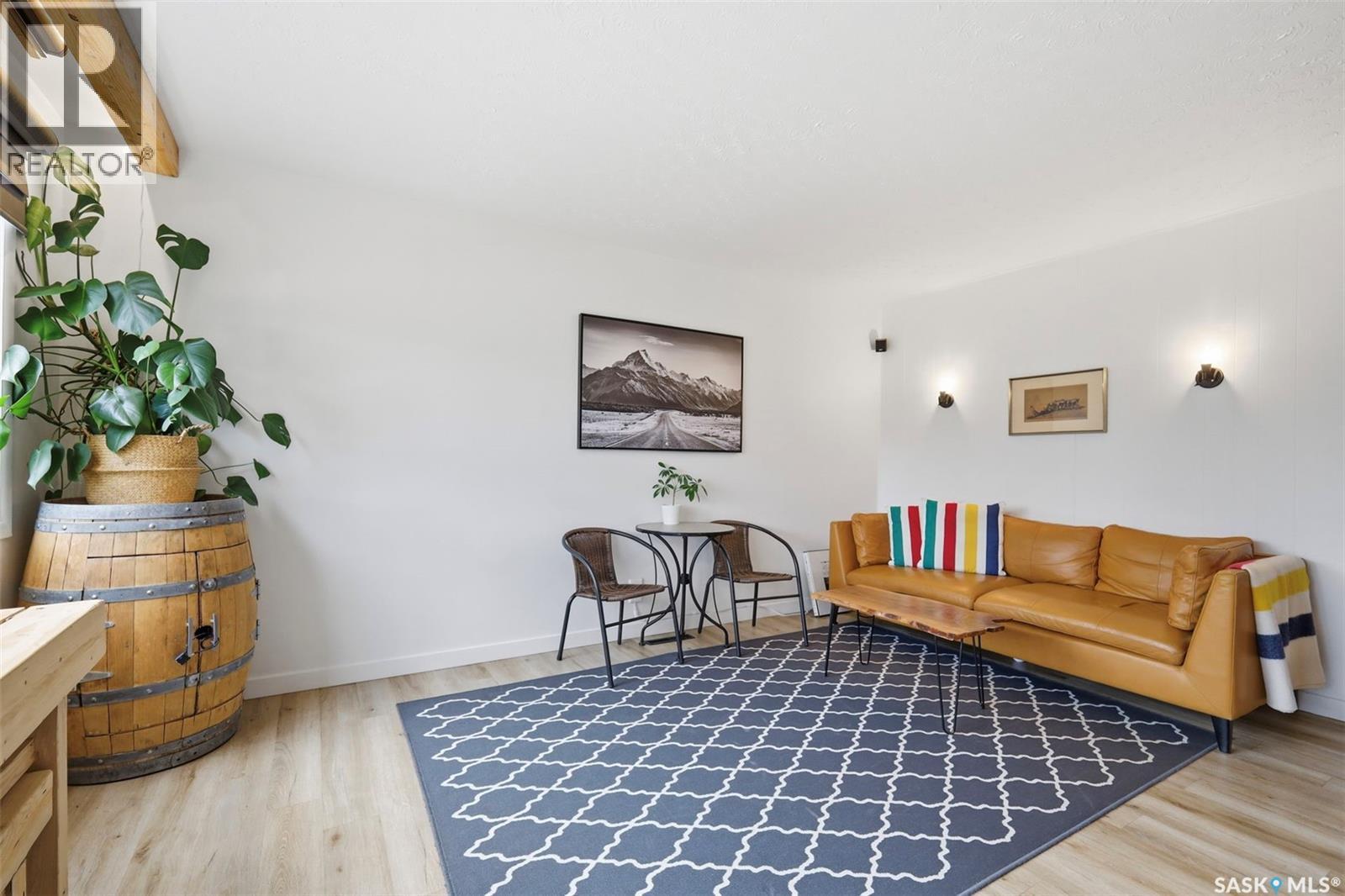 305 Montreal Avenue N, Saskatoon, Saskatchewan  S7L 3N7 - Photo 5 - SK033583