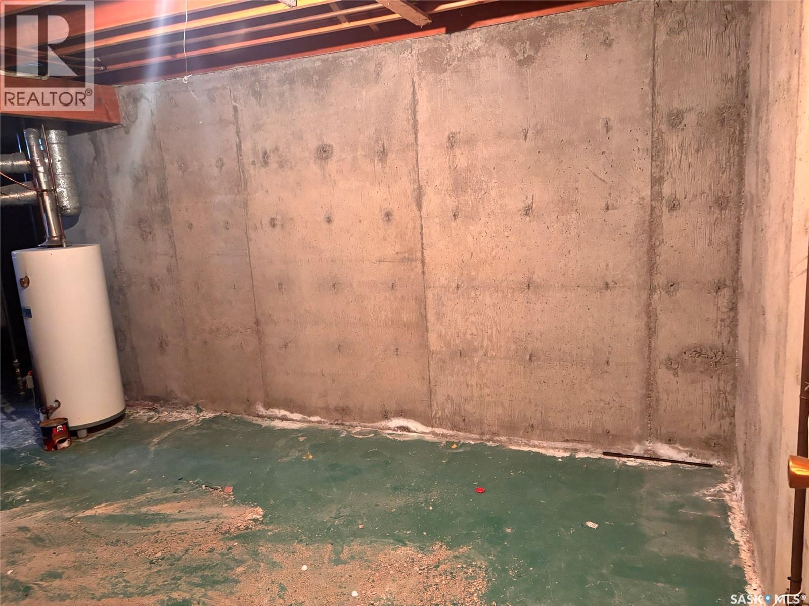 5 Malcolm Place, Saskatoon, Saskatchewan  S7H 4M3 - Photo 14 - SK033510