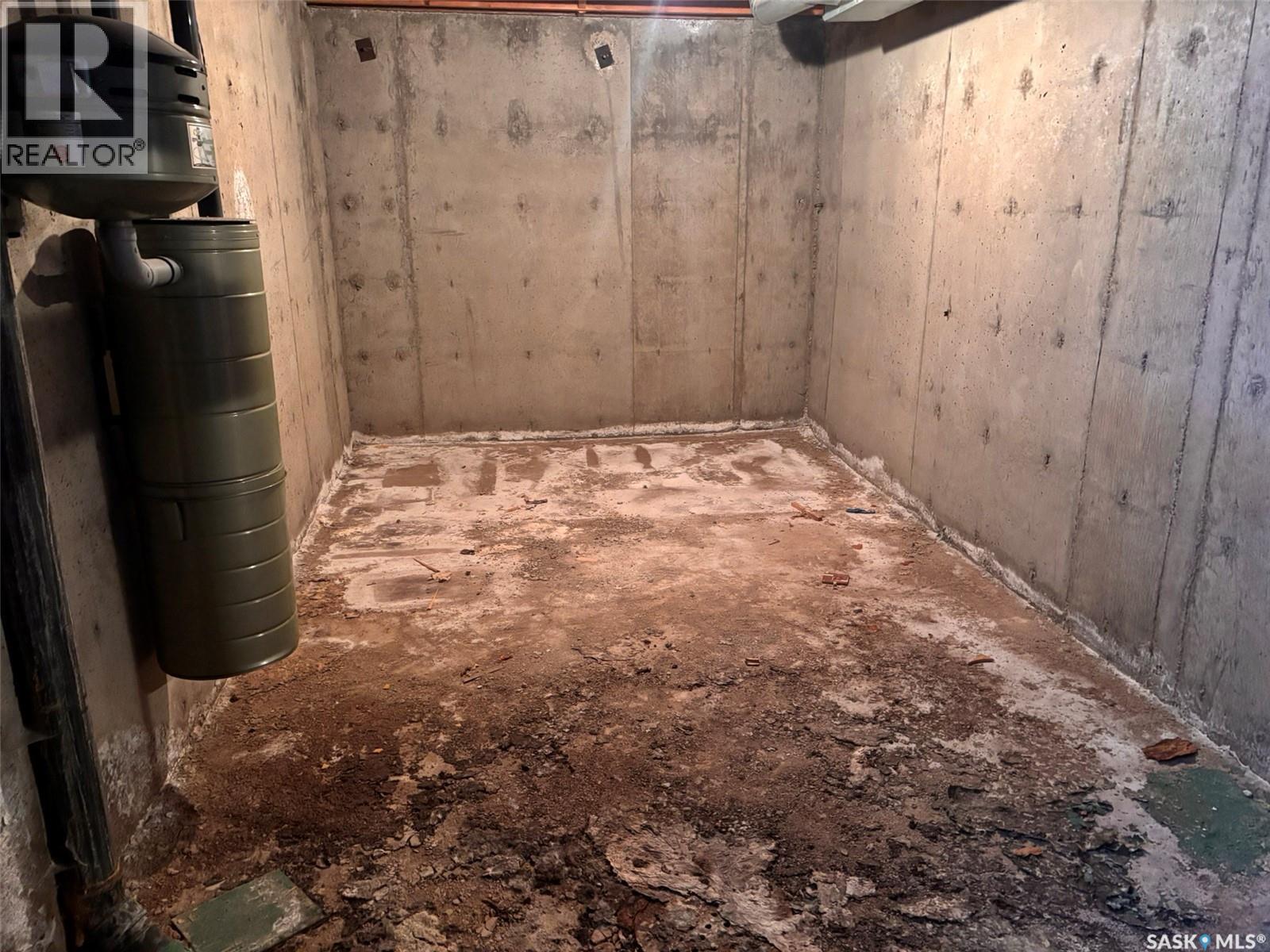 5 Malcolm Place, Saskatoon, Saskatchewan  S7H 4M3 - Photo 15 - SK033510