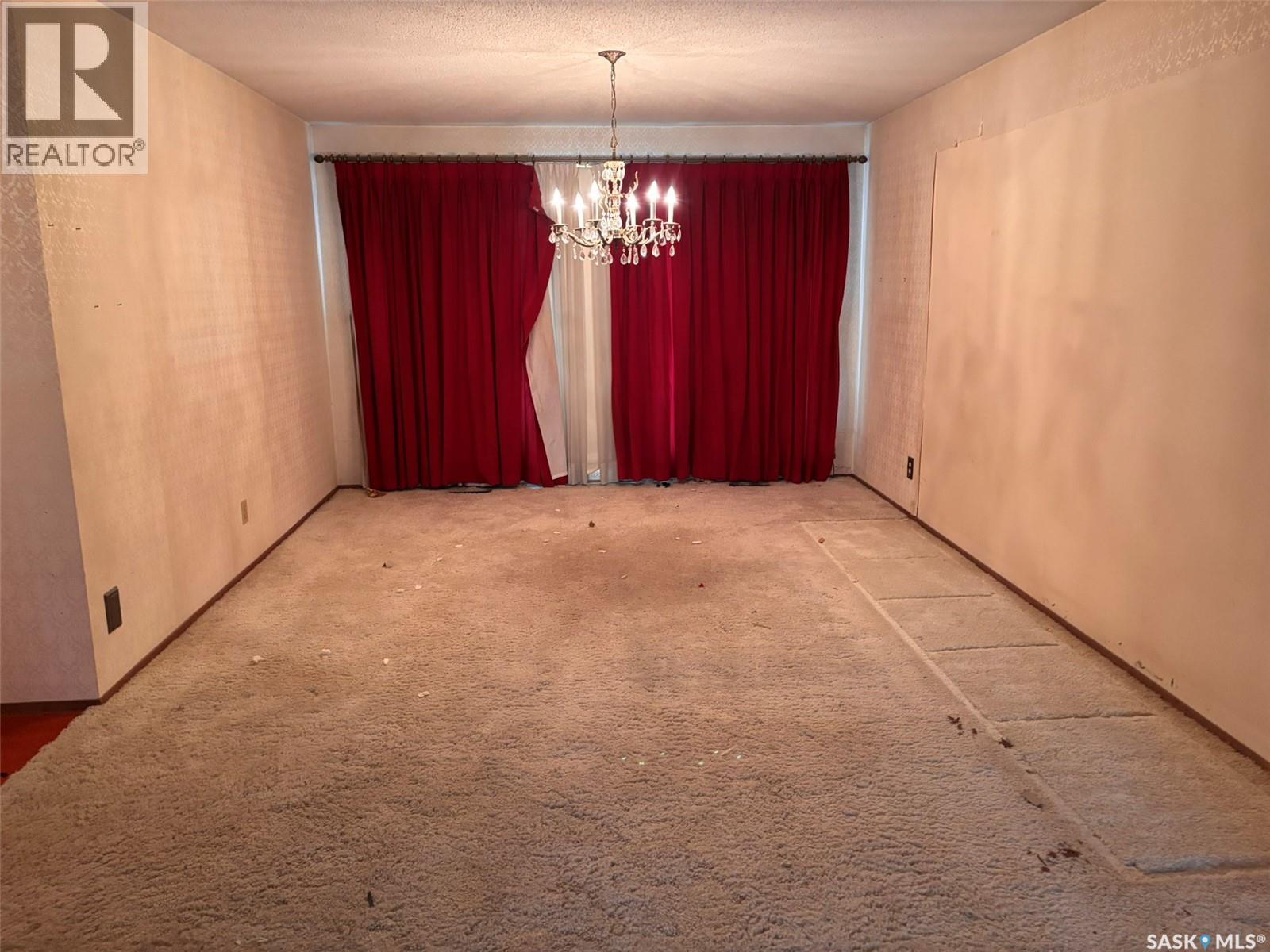 5 Malcolm Place, Saskatoon, Saskatchewan  S7H 4M3 - Photo 3 - SK033510