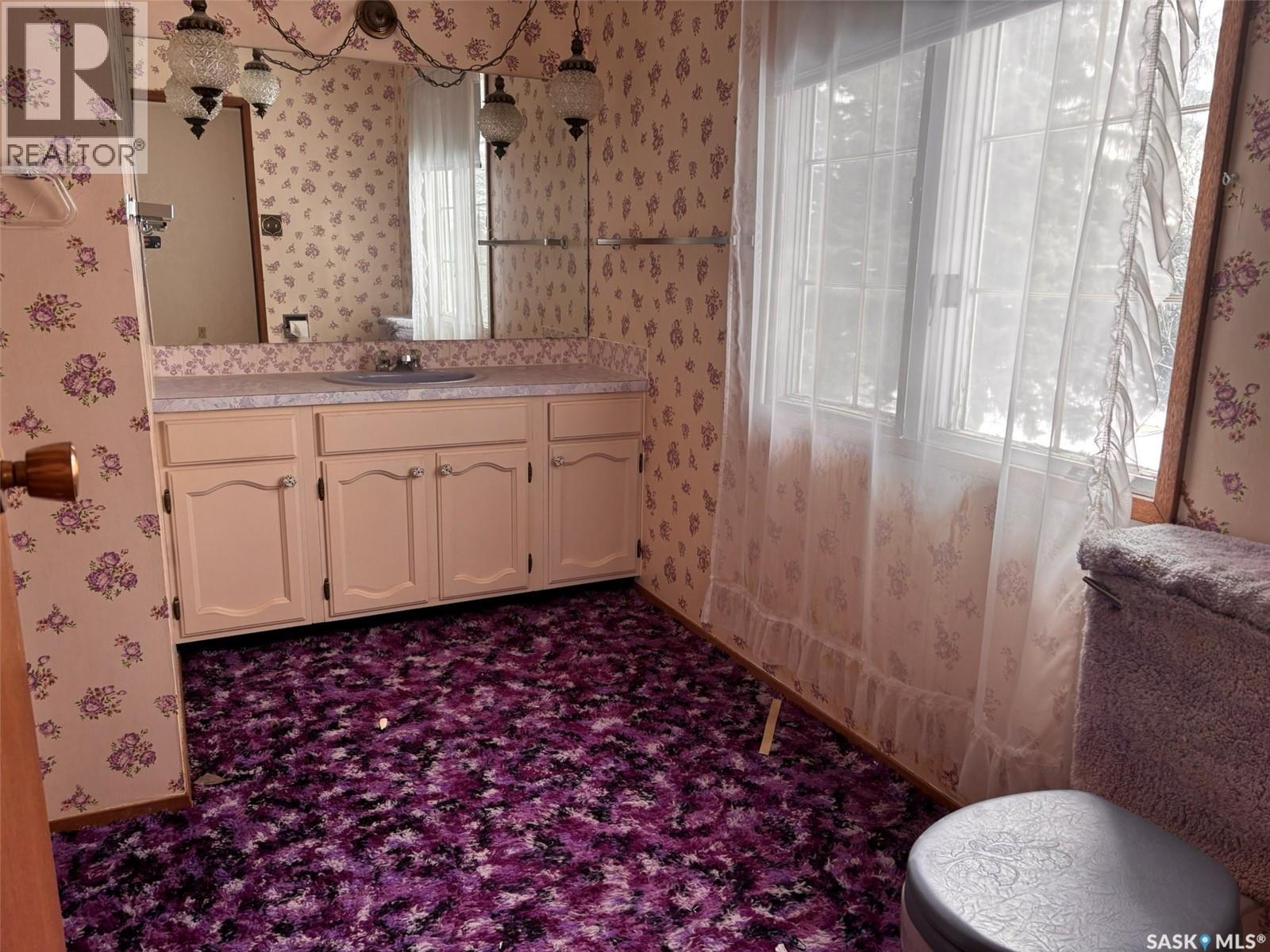 5 Malcolm Place, Saskatoon, Saskatchewan  S7H 4M3 - Photo 9 - SK033510