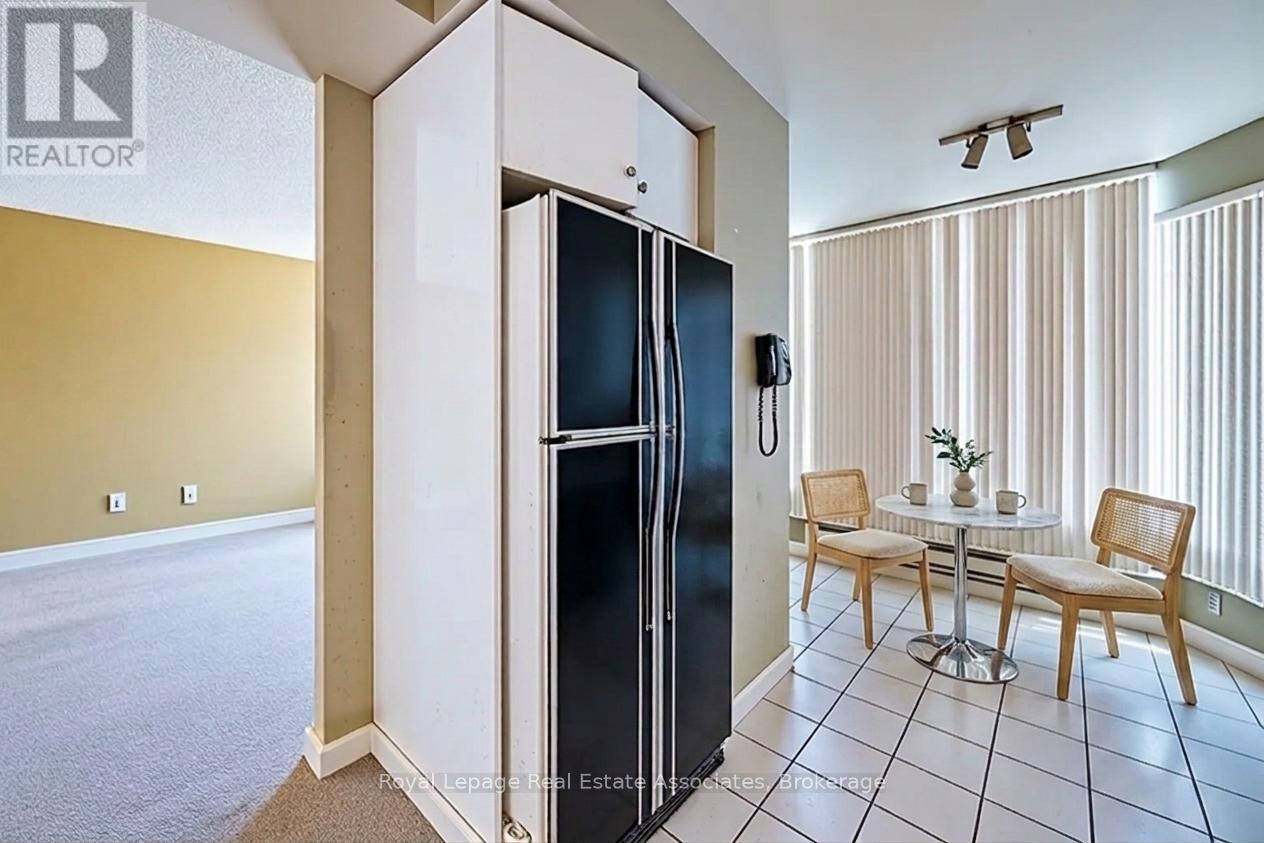 2407 - 1 Palace Pier Court, Toronto, Ontario  M8V 3W9 - Photo 15 - W13027486