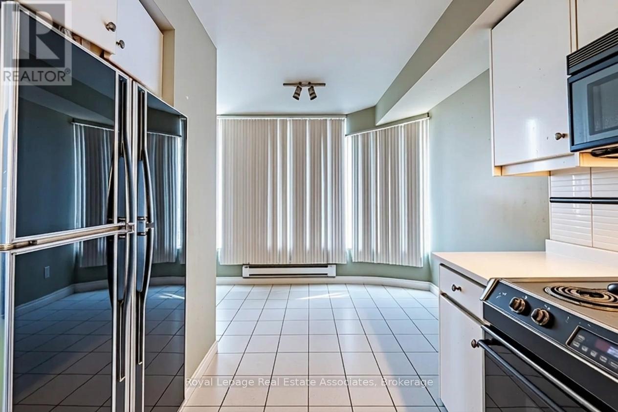 2407 - 1 Palace Pier Court, Toronto, Ontario  M8V 3W9 - Photo 16 - W13027486