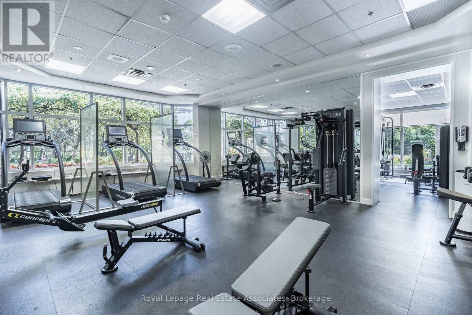 2407 - 1 Palace Pier Court, Toronto, Ontario  M8V 3W9 - Photo 20 - W13027486