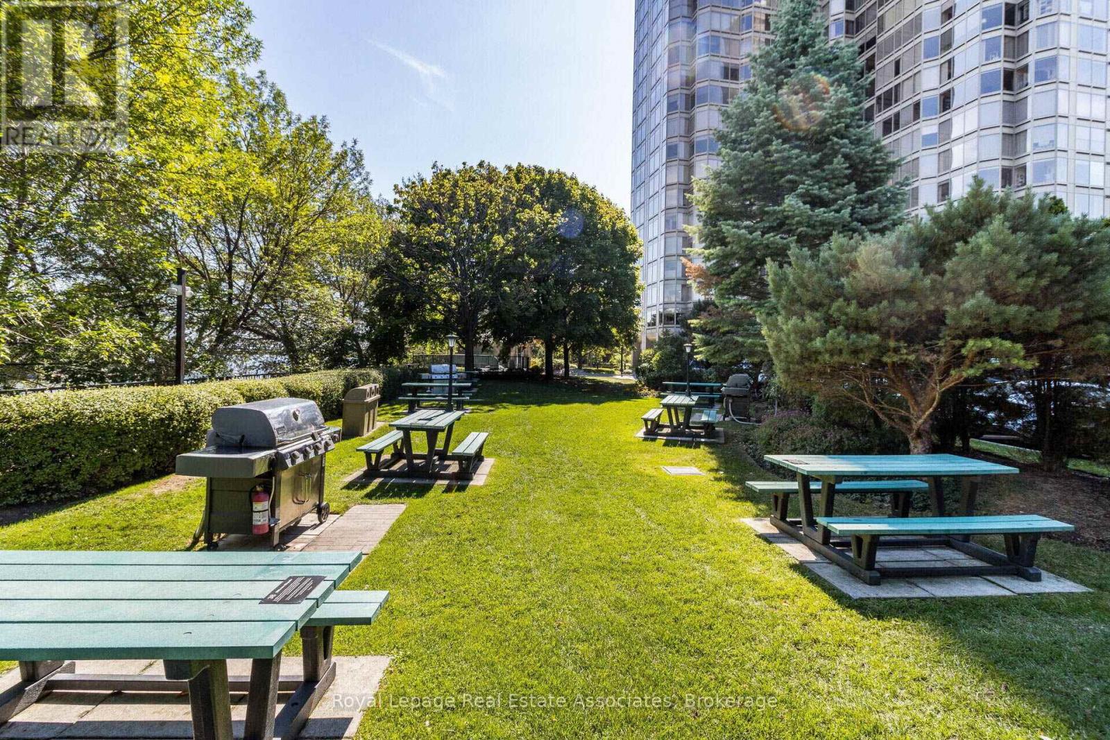 2407 - 1 Palace Pier Court, Toronto, Ontario  M8V 3W9 - Photo 33 - W13027486