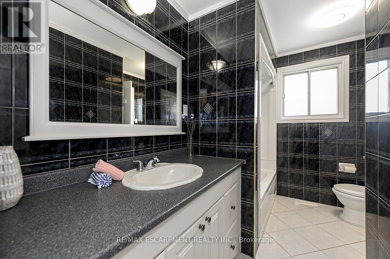 3726 Holden Crescent, Mississauga, Ontario  L5A 2V8 - Photo 28 - W13027502