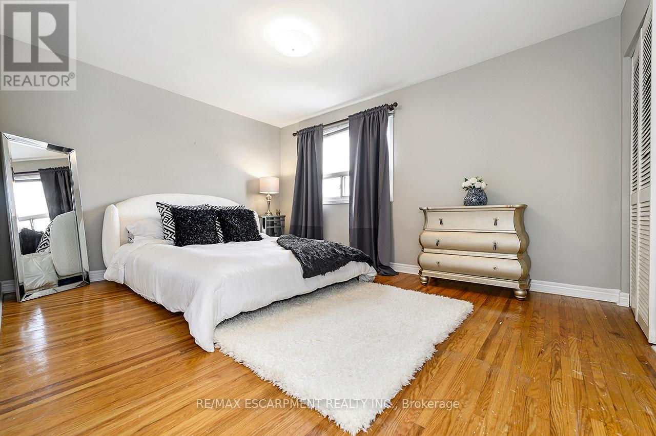 3726 Holden Crescent, Mississauga, Ontario  L5A 2V8 - Photo 30 - W13027502