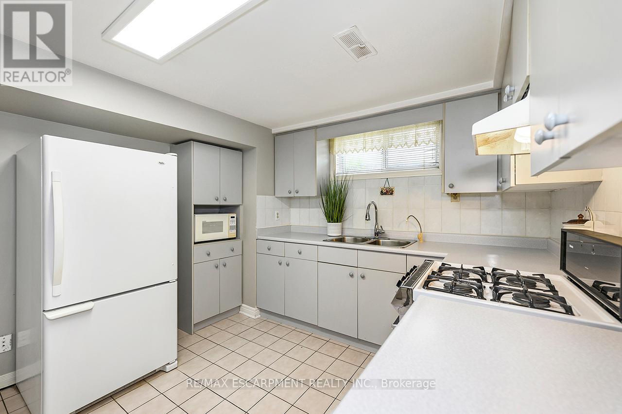 3726 Holden Crescent, Mississauga, Ontario  L5A 2V8 - Photo 39 - W13027502