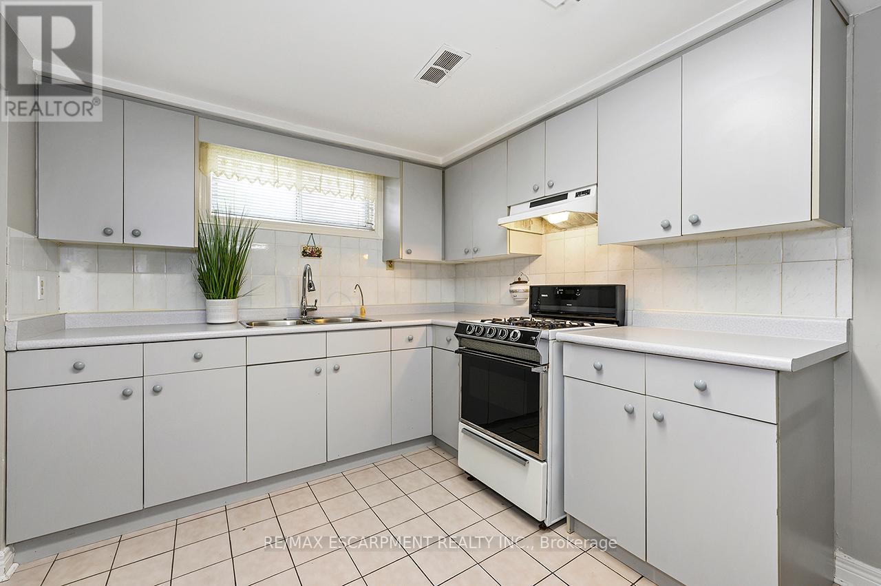 3726 Holden Crescent, Mississauga, Ontario  L5A 2V8 - Photo 40 - W13027502