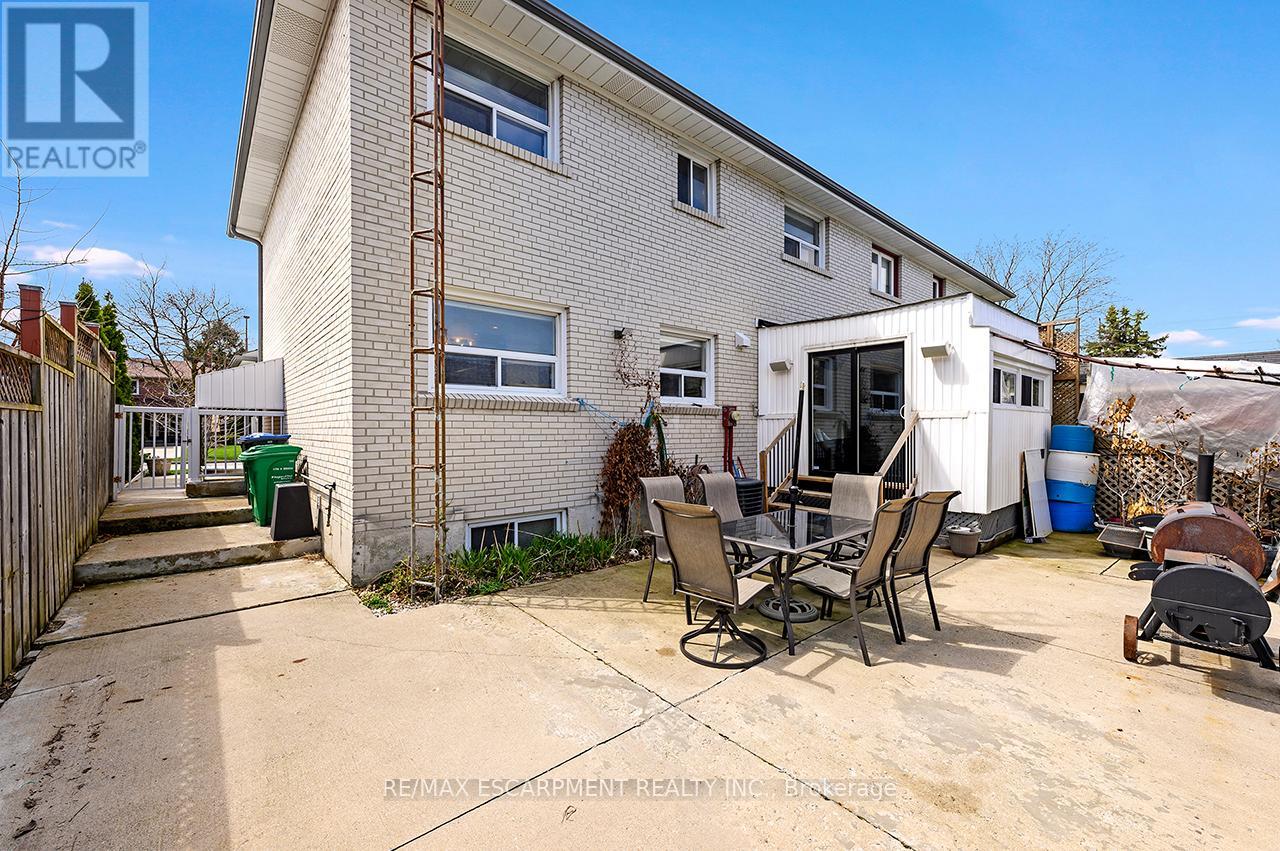 3726 Holden Crescent, Mississauga, Ontario  L5A 2V8 - Photo 43 - W13027502