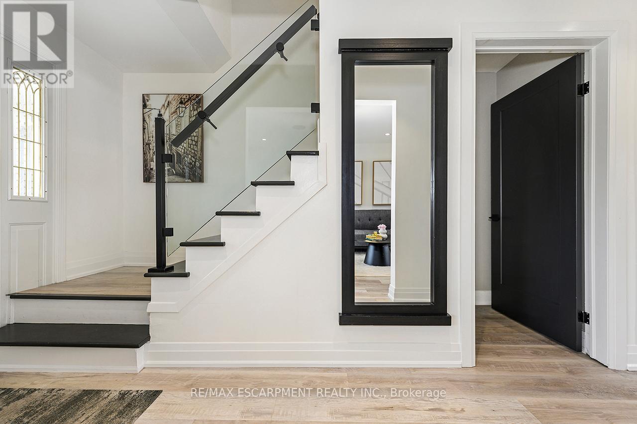 3726 Holden Crescent, Mississauga, Ontario  L5A 2V8 - Photo 7 - W13027502