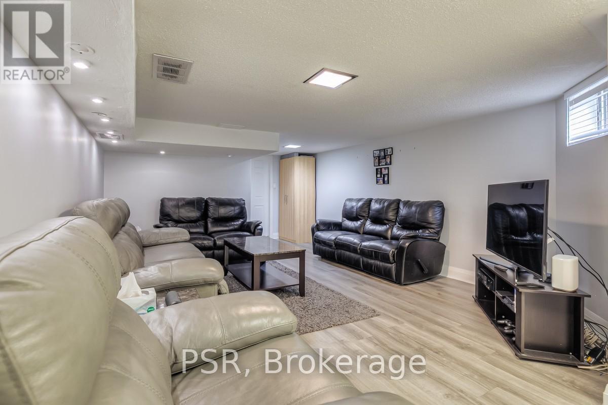 41 Springhurst Avenue, Toronto, Ontario  M6K 1B4 - Photo 31 - W13027520