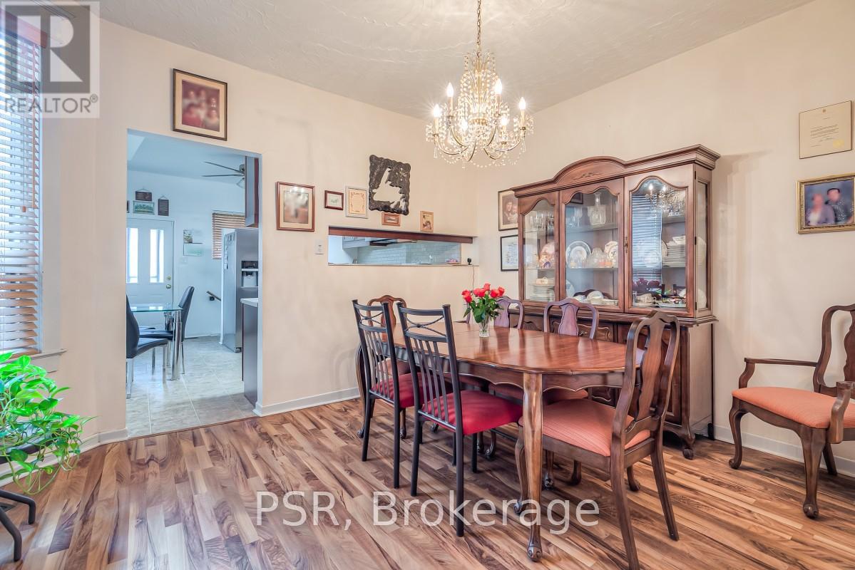 41 Springhurst Avenue, Toronto, Ontario  M6K 1B4 - Photo 6 - W13027520