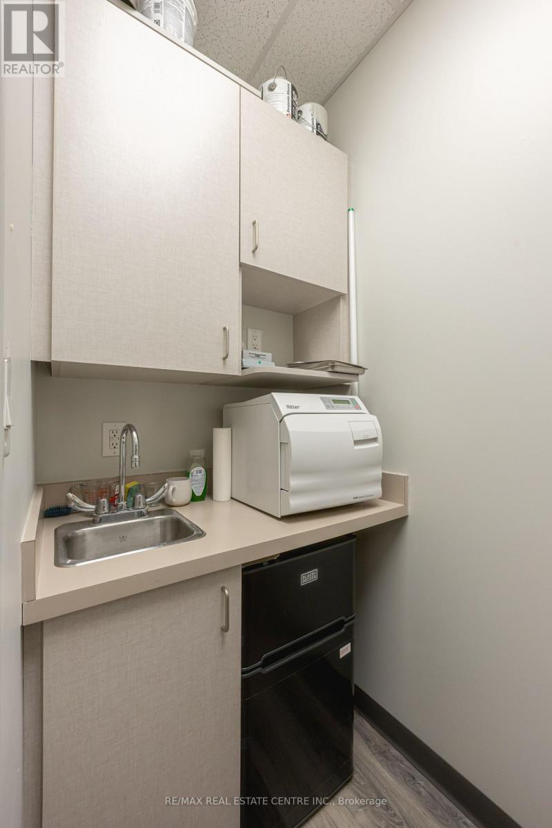 408 - 3075 Hospital Gate, Oakville, Ontario  L6M 4H6 - Photo 11 - W13027536