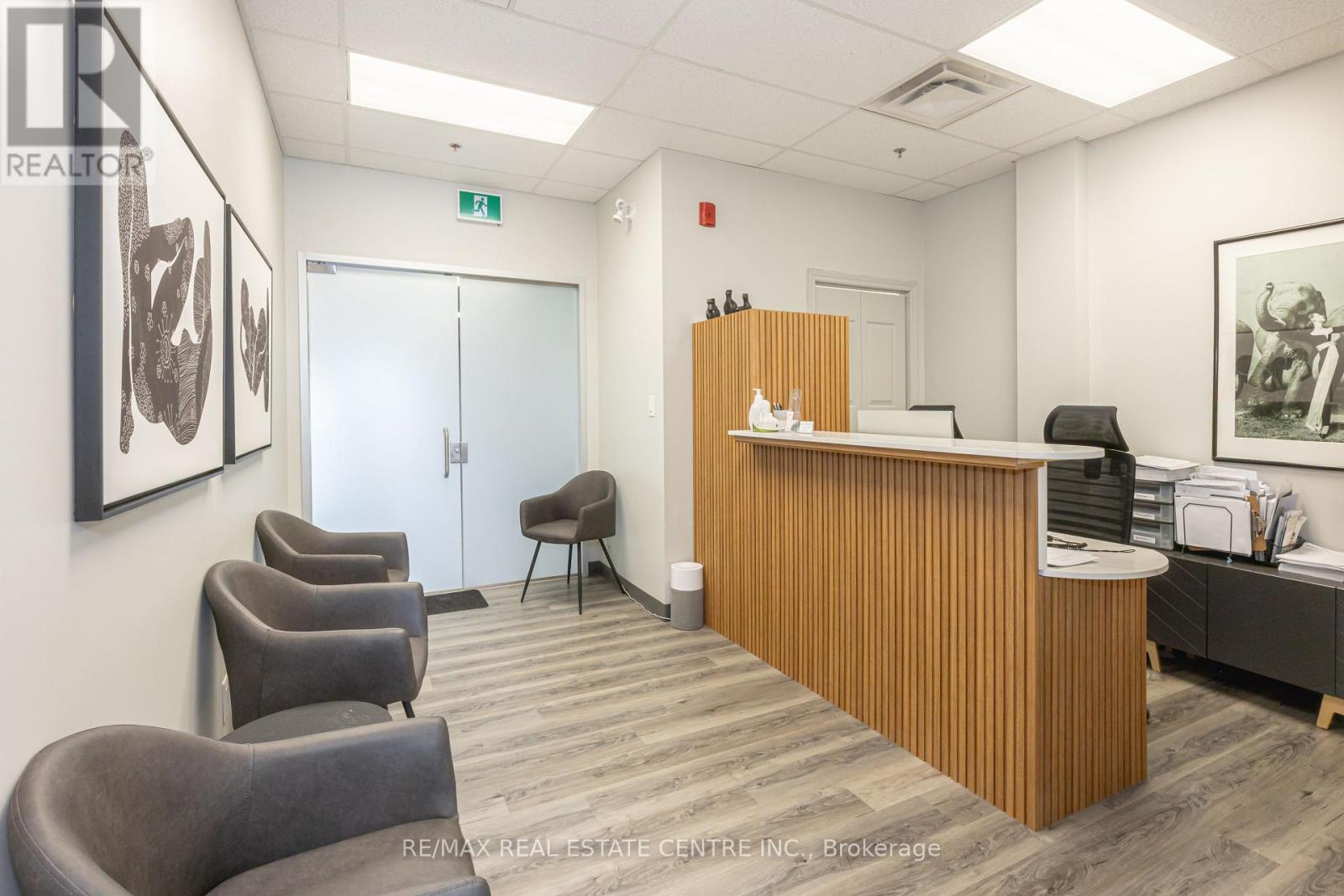 408 - 3075 Hospital Gate, Oakville, Ontario  L6M 4H6 - Photo 5 - W13027536