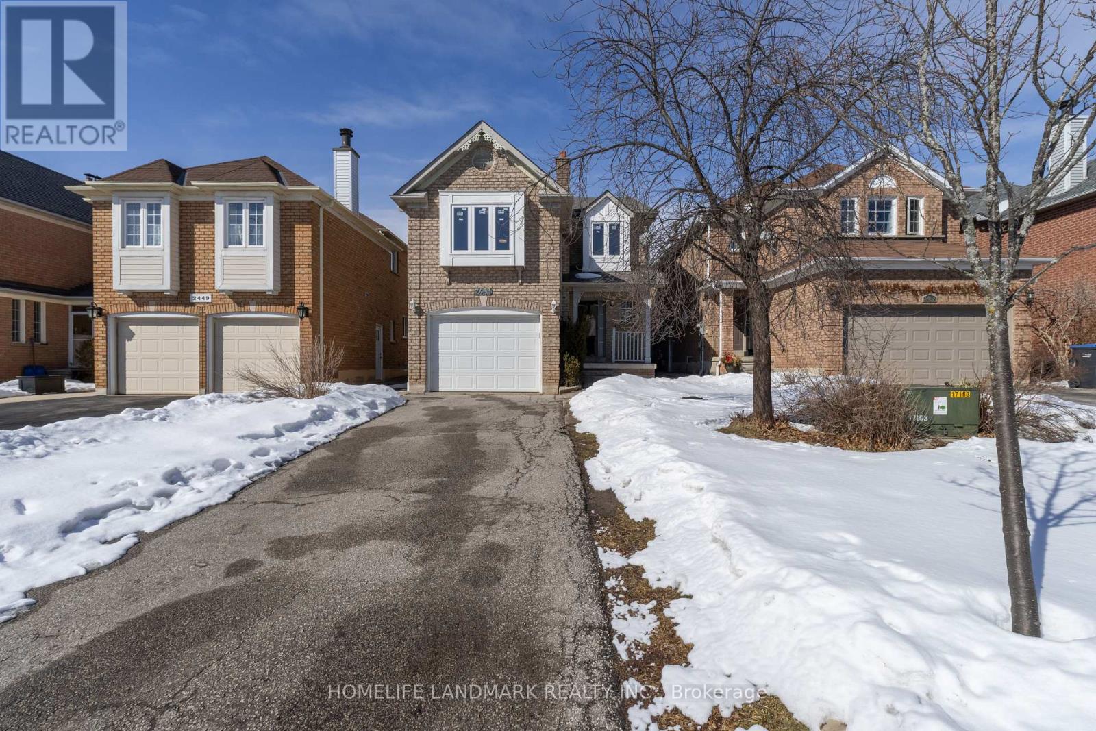 2453 Strathmore Crescent, Mississauga, Ontario  L5M 5K9 - Photo 4 - W13027550