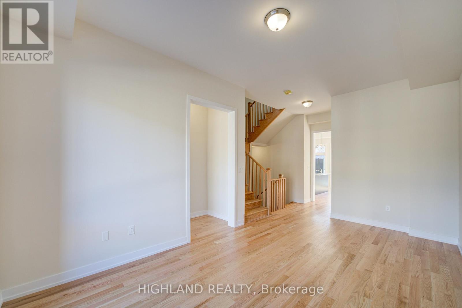 3046 Perkins Way, Oakville, Ontario  L6H 7Z3 - Photo 12 - W13027596