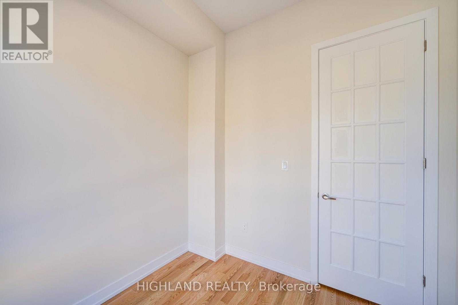 3046 Perkins Way, Oakville, Ontario  L6H 7Z3 - Photo 16 - W13027596