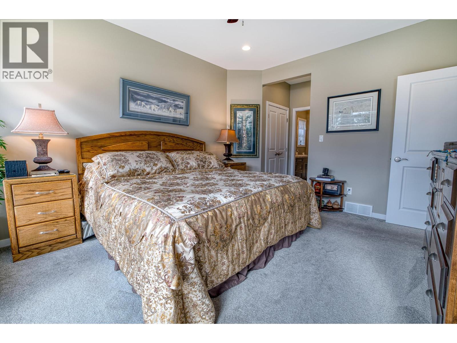 3779 Emerald Crescent, Lac La Hache, British Columbia  V0K 1T1 - Photo 14 - R3114278