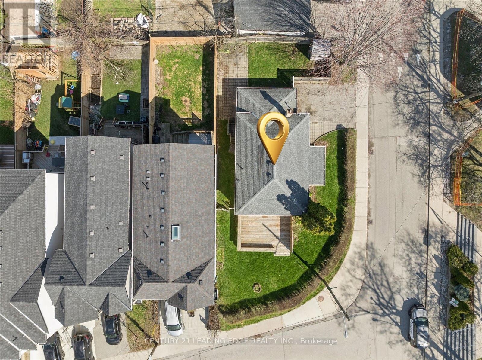 490 Arlington Avenue, Toronto, Ontario  M6C 3A2 - Photo 3 - C13027412