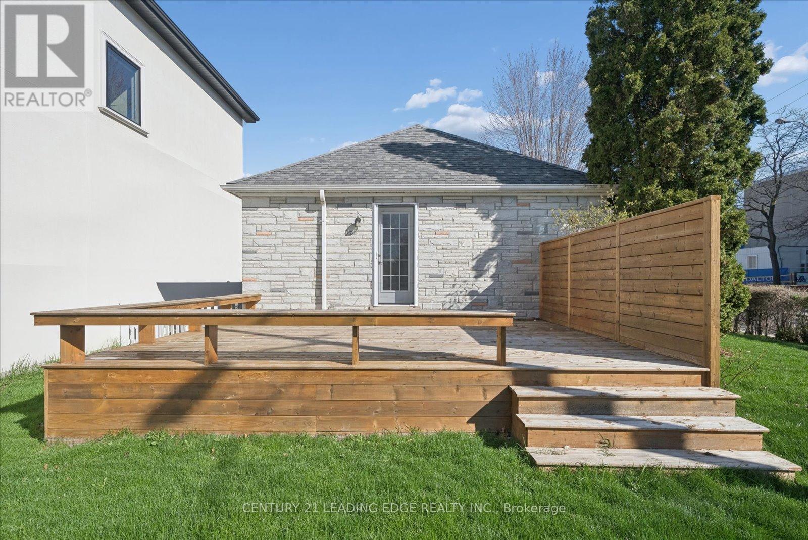 490 Arlington Avenue, Toronto, Ontario  M6C 3A2 - Photo 40 - C13027412