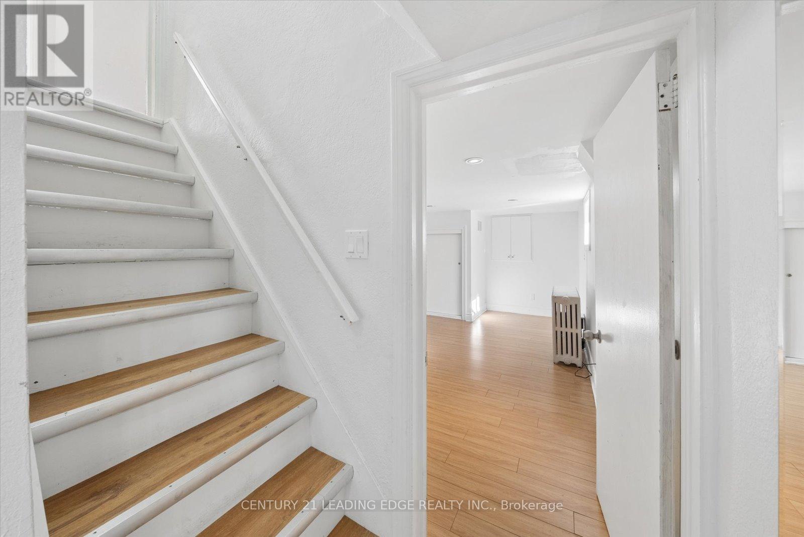 490 Arlington Avenue, Toronto, Ontario  M6C 3A2 - Photo 23 - C13027412