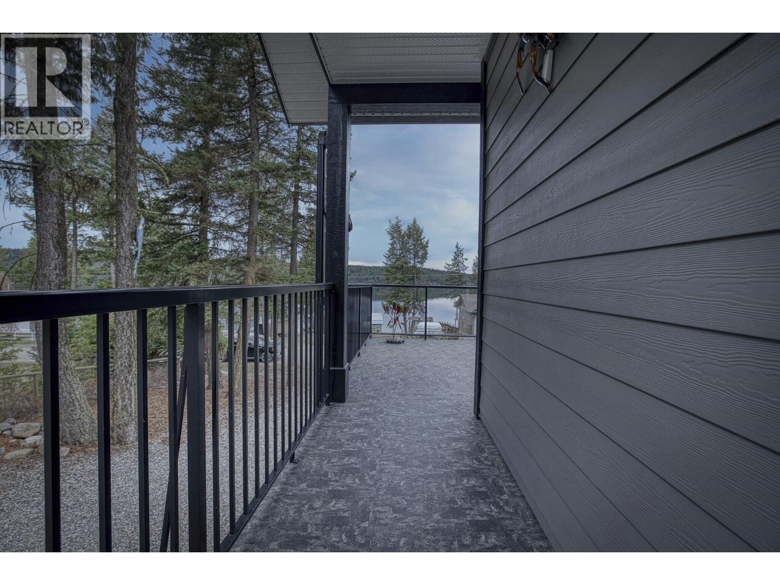 3779 Emerald Crescent, Lac La Hache, British Columbia  V0K 1T1 - Photo 17 - R3114278