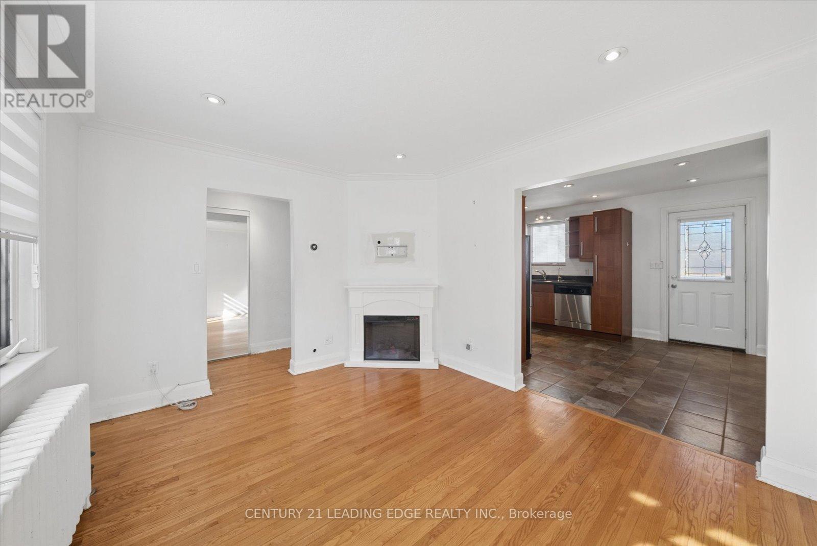 490 Arlington Avenue, Toronto, Ontario  M6C 3A2 - Photo 9 - C13027412