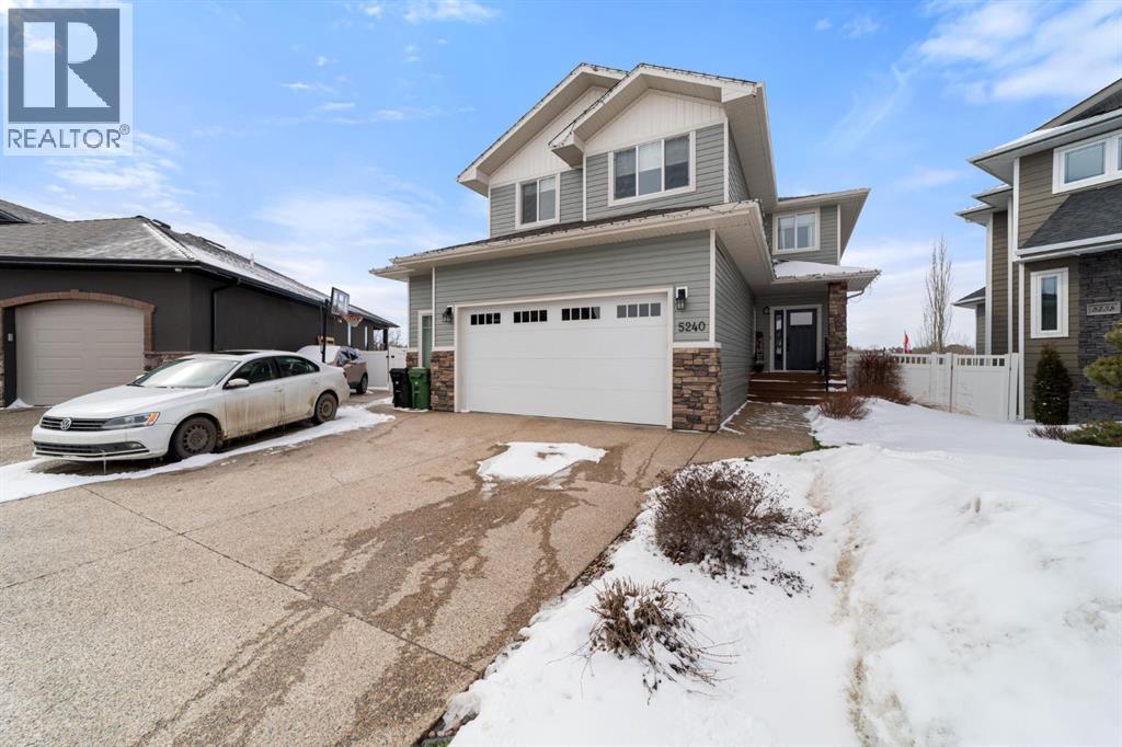 5240 36 Avenue, Camrose, Alberta  T4V 5H5 - Photo 1 - A2297109