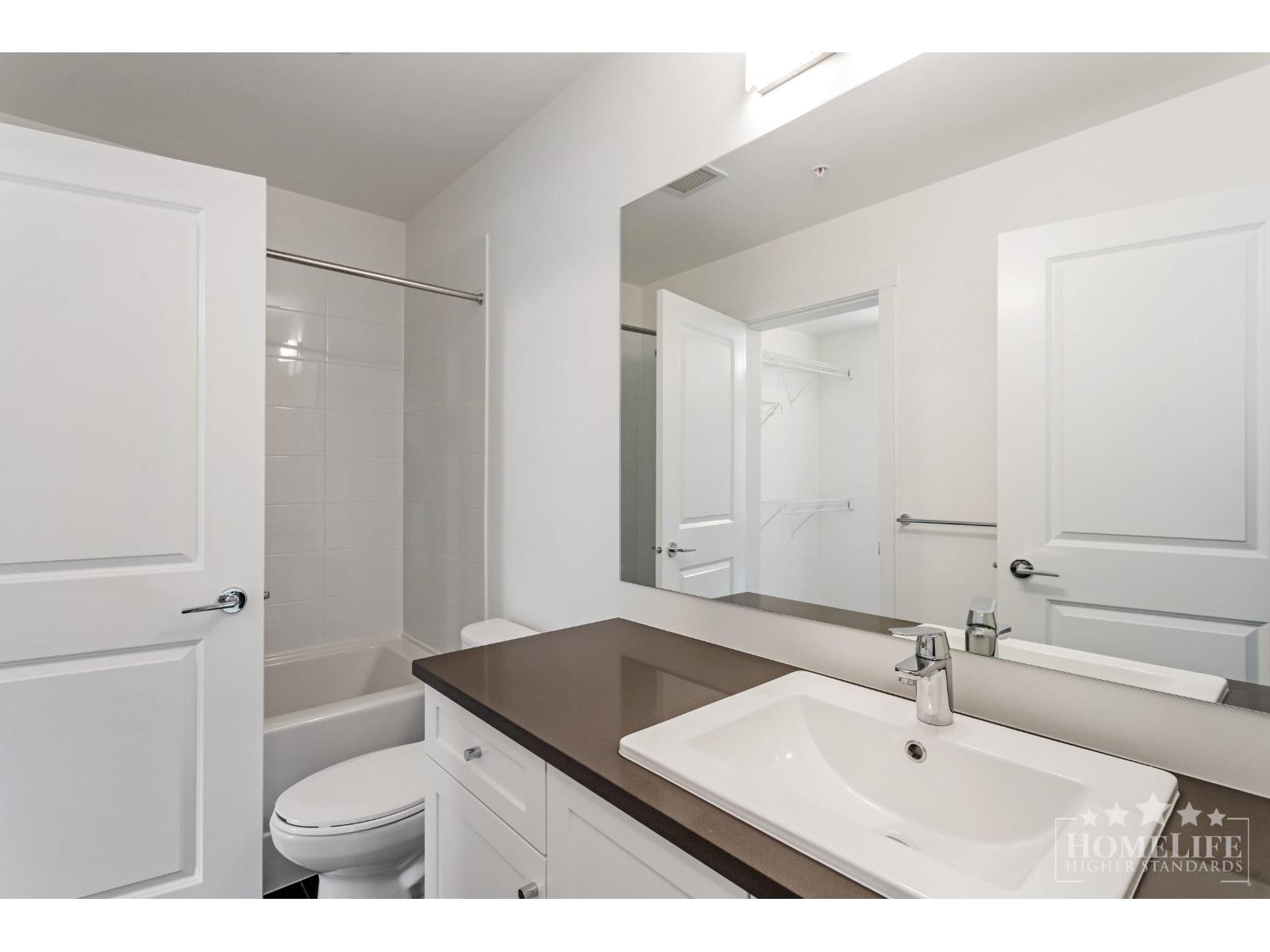 214 15733 85 Avenue, Surrey, British Columbia  V4N 6Z1 - Photo 15 - R3109324