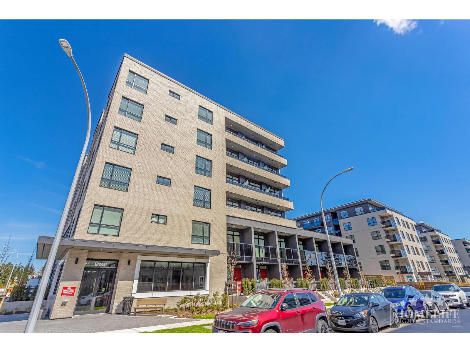 214 15733 85 Avenue, Surrey, British Columbia  V4N 6Z1 - Photo 2 - R3109324