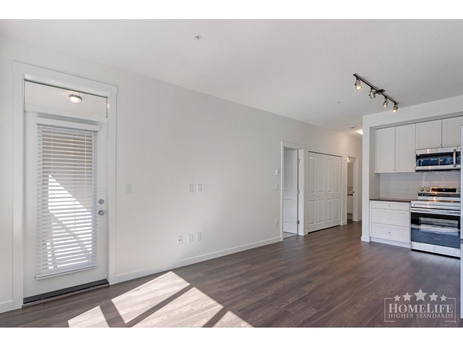 214 15733 85 Avenue, Surrey, British Columbia  V4N 6Z1 - Photo 8 - R3109324