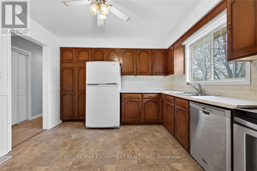 31 Killins Street, West Lincoln, Ontario  L0R 2A0 - Photo 15 - X13027532