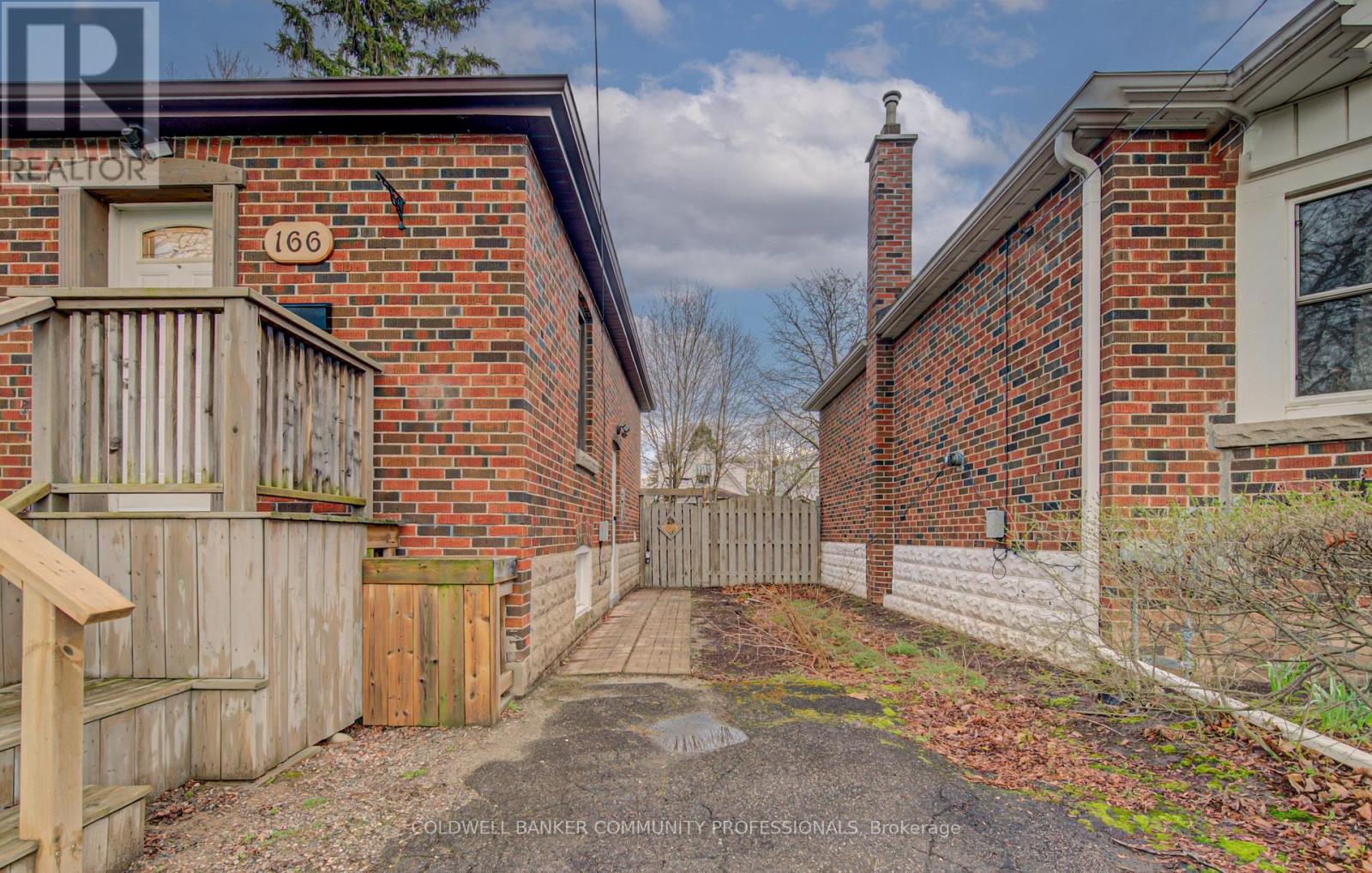 166 Bond Street N, Hamilton, Ontario  L8S 3W6 - Photo 29 - X13025520