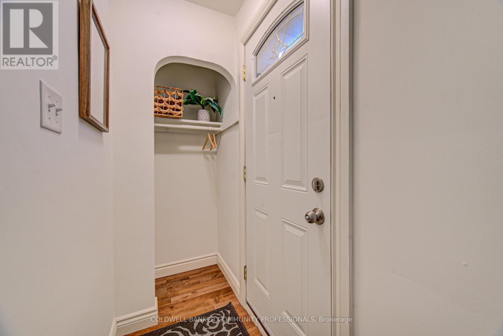 166 Bond Street N, Hamilton, Ontario  L8S 3W6 - Photo 3 - X13025520