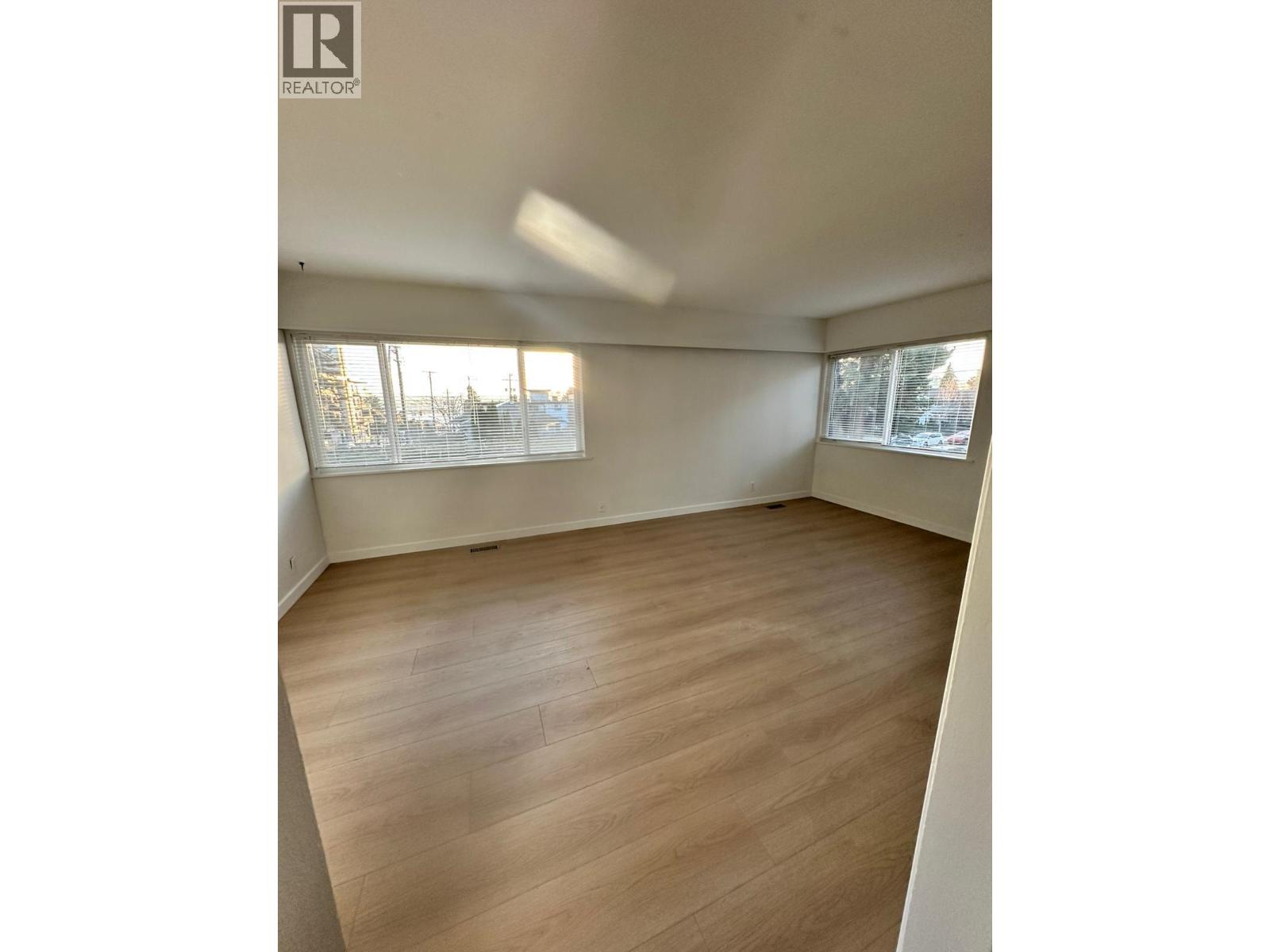 376 E 4th Street, North Vancouver, British Columbia  V7L 1J2 - Photo 15 - R3095479