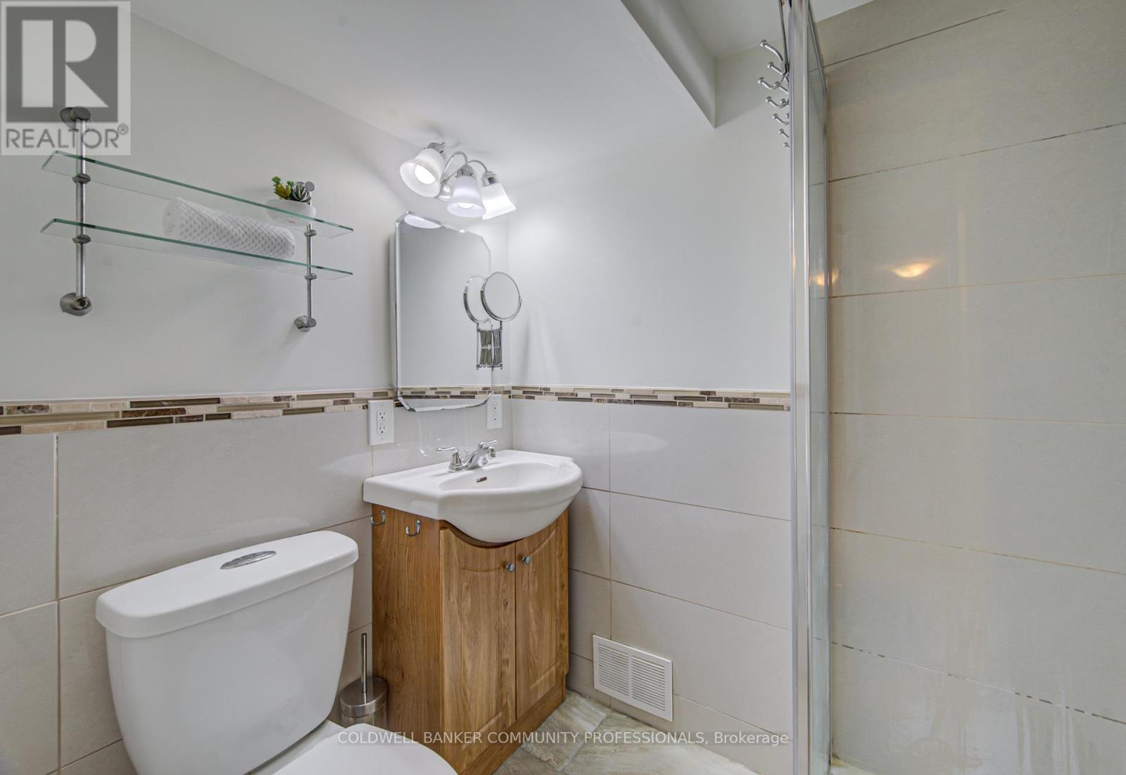 166 Bond Street N, Hamilton, Ontario  L8S 3W6 - Photo 21 - X13025520