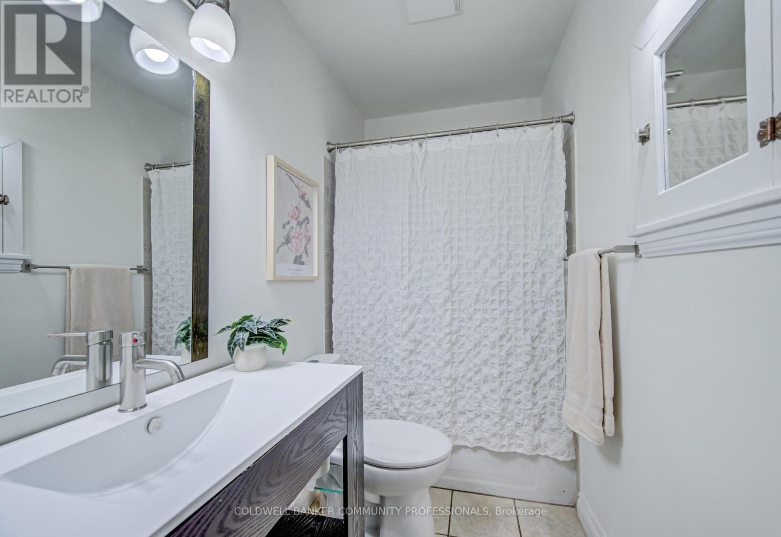 166 Bond Street N, Hamilton, Ontario  L8S 3W6 - Photo 16 - X13025520