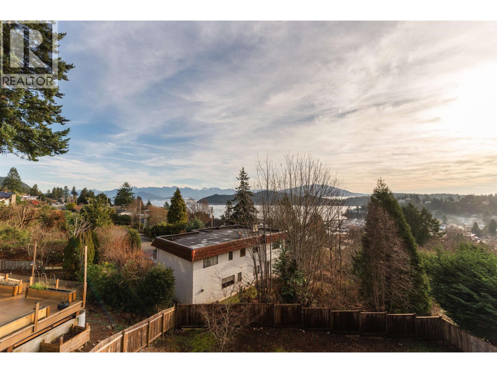 476 Abbs Road, Gibsons, British Columbia  V0N 1V8 - Photo 21 - R3106901