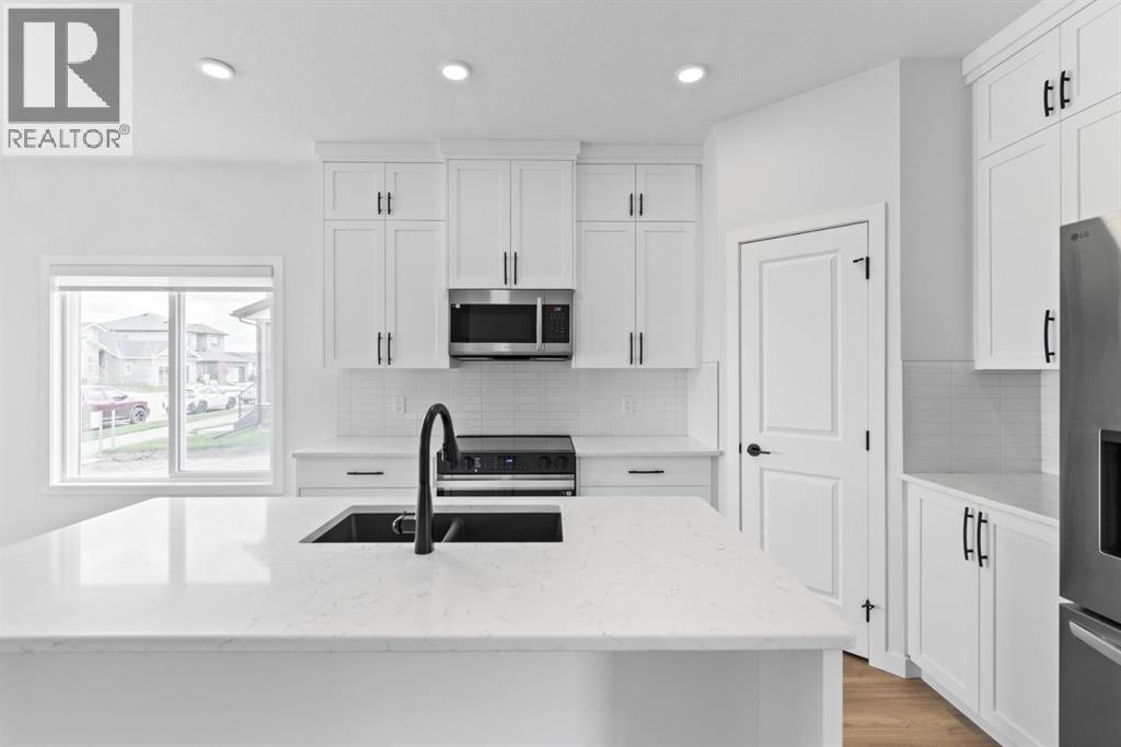 231 Vista Road, Crossfield, Alberta  T0M 0S0 - Photo 10 - A2298496