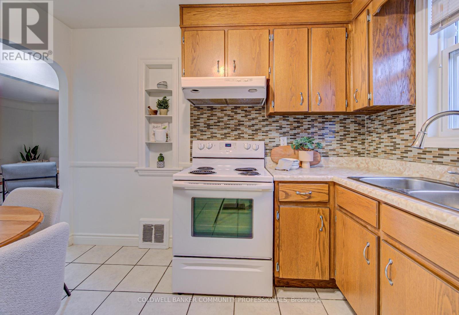 166 Bond Street N, Hamilton, Ontario  L8S 3W6 - Photo 14 - X13025520