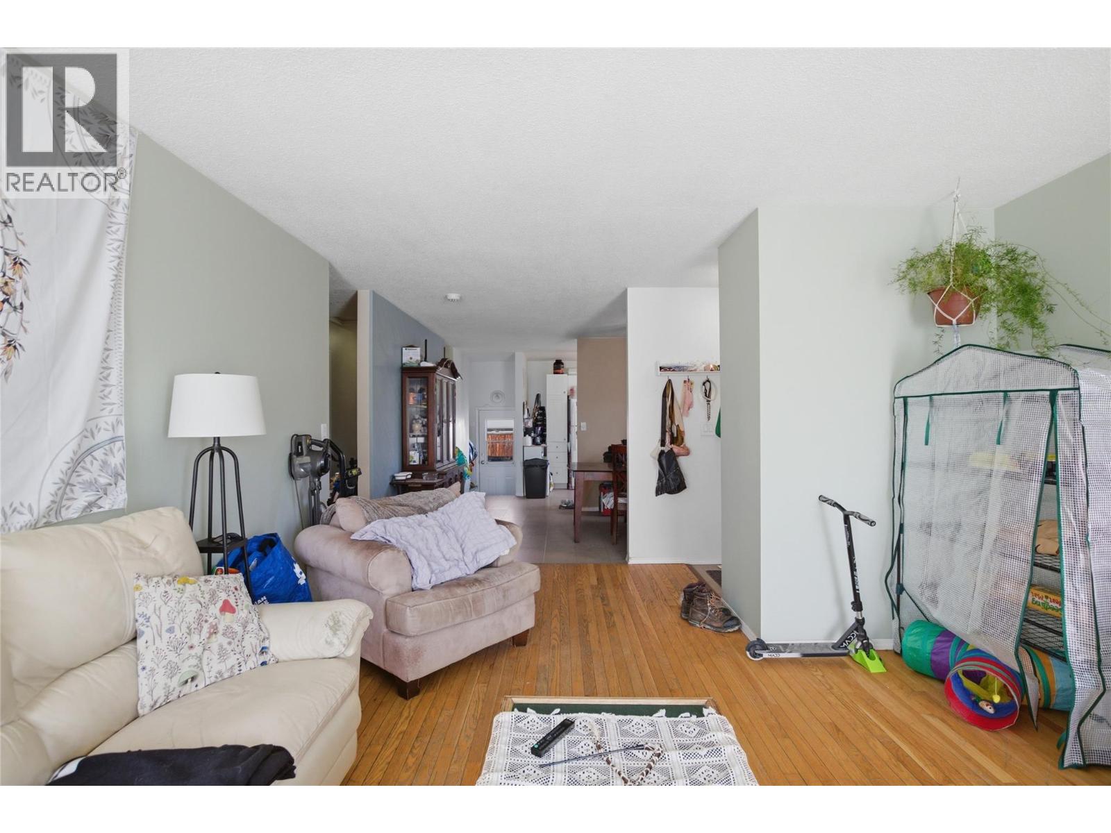 1938 Parkcrest Avenue, Kamloops, British Columbia  V2B 4X3 - Photo 7 - 10384187