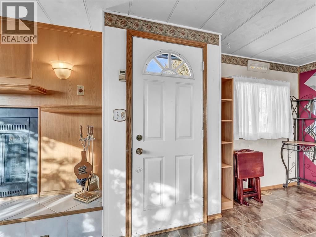 93, 4000 13 Avenue SE, Medicine Hat, Alberta  T1B 1J3 - Photo 8 - A2282205