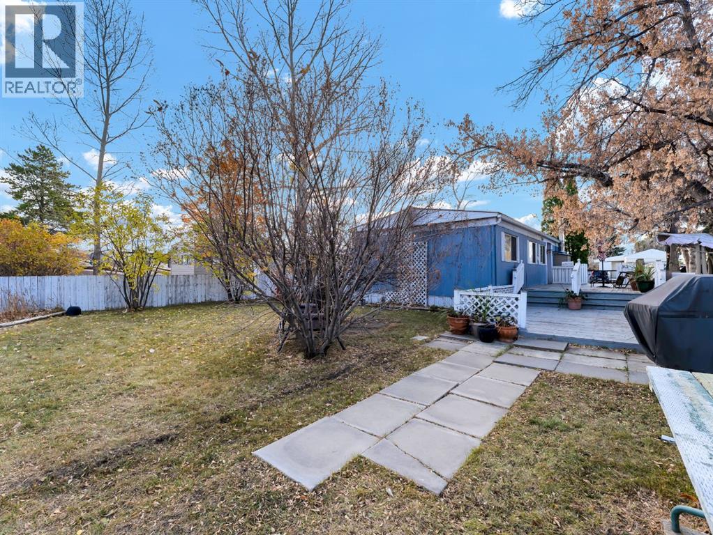 93, 4000 13 Avenue SE, Medicine Hat, Alberta  T1B 1J3 - Photo 36 - A2282205