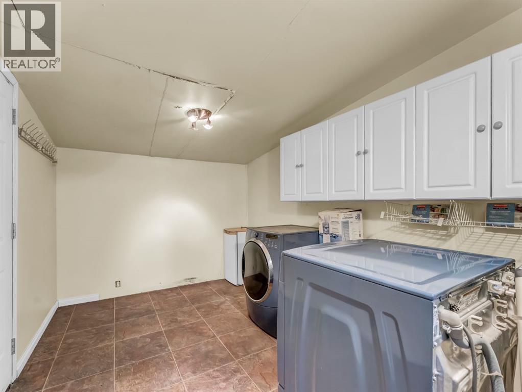 93, 4000 13 Avenue SE, Medicine Hat, Alberta  T1B 1J3 - Photo 21 - A2282205