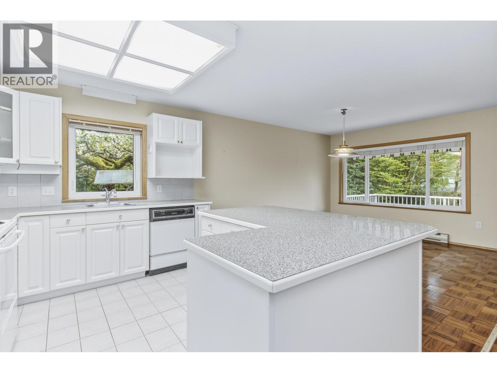 40608 N Highlands Way, Squamish, British Columbia  V8B 0B5 - Photo 15 - R3112043