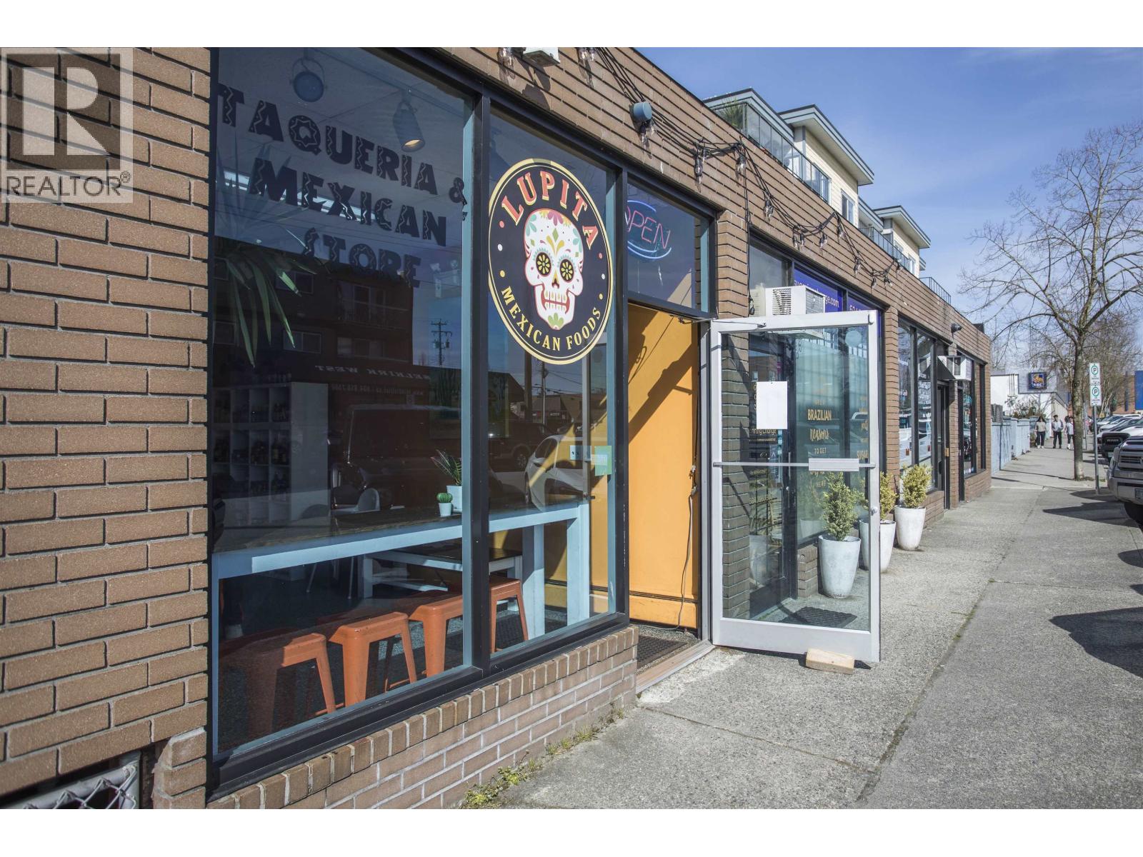 302 22363 Selkirk Avenue, Maple Ridge, British Columbia  V2X 2X6 - Photo 35 - R3107284