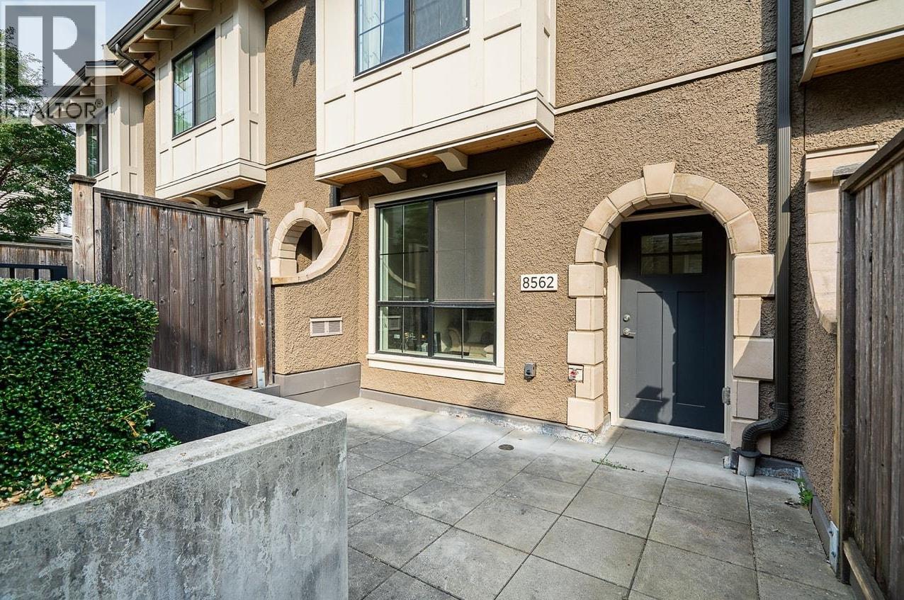 8562 Osler Street, Vancouver, British Columbia  V6P 4E4 - Photo 4 - R3110766