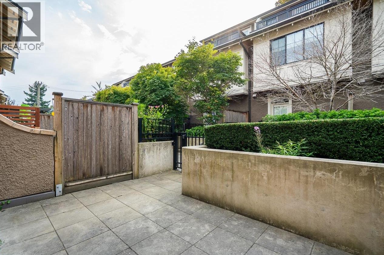 8562 Osler Street, Vancouver, British Columbia  V6P 4E4 - Photo 5 - R3110766